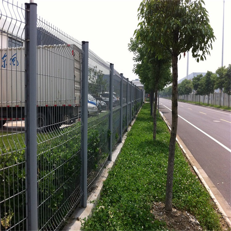 綠化帶防護網案例展示圖片4