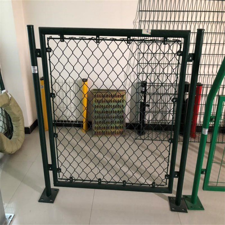 足球場圍網施工技巧圖片2